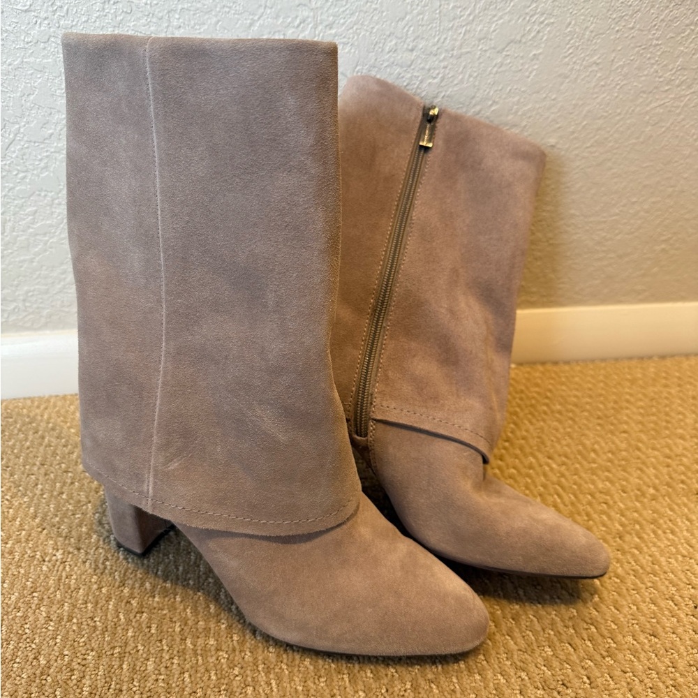 Women's Suede Boots